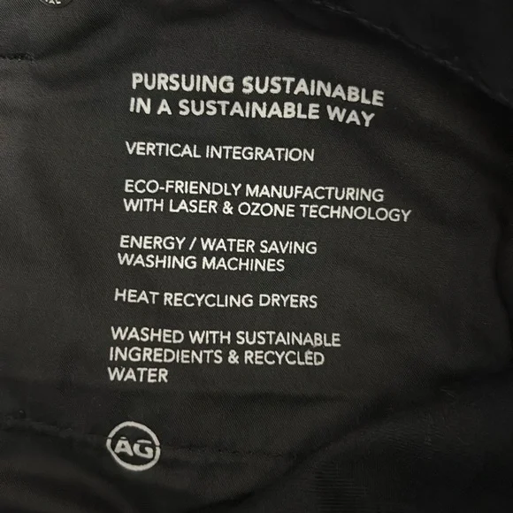 AG Saige Wide Leg Crop Cotton Jeans in Midnight High Rise Fit - Size 27 - Picture 7 of 7